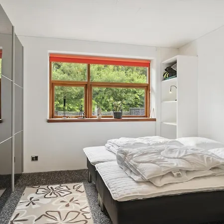Holiday home 4 Bedroom Beautiful In