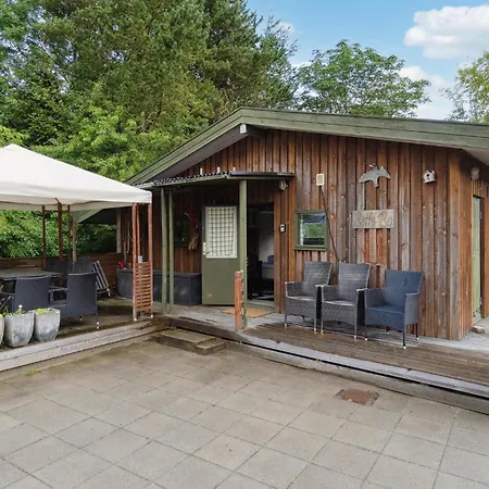 4 Bedroom Beautiful In 度假居 *