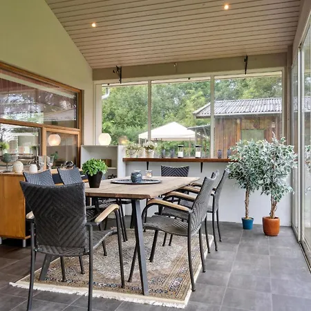 Semesterbostad 4 Bedroom Beautiful In *