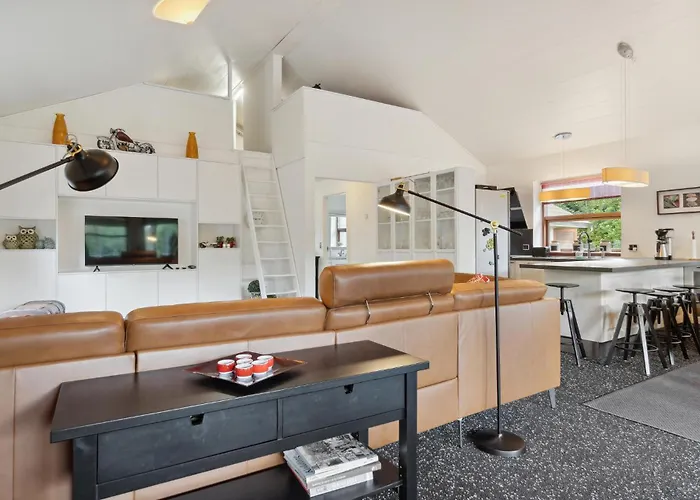 4 Bedroom Beautiful In 度假居 *