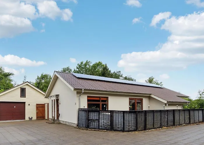 度假居 4 Bedroom Beautiful In Oksbøl